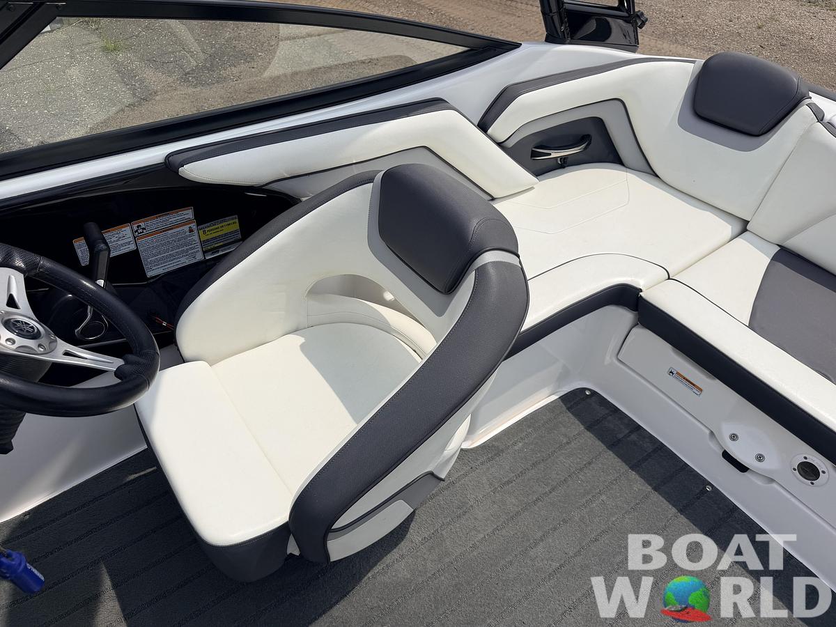 Used 2016 Yamaha AR192 Jet Boat 210HP Supercharged 1.8L & Single Axle Trailer -$29,995
