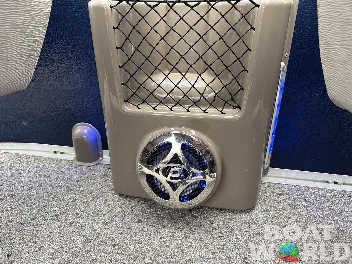 Used 2013 Premier 250 Intrigue Pontoon with 140HP Suzuki Fourstroke EFI