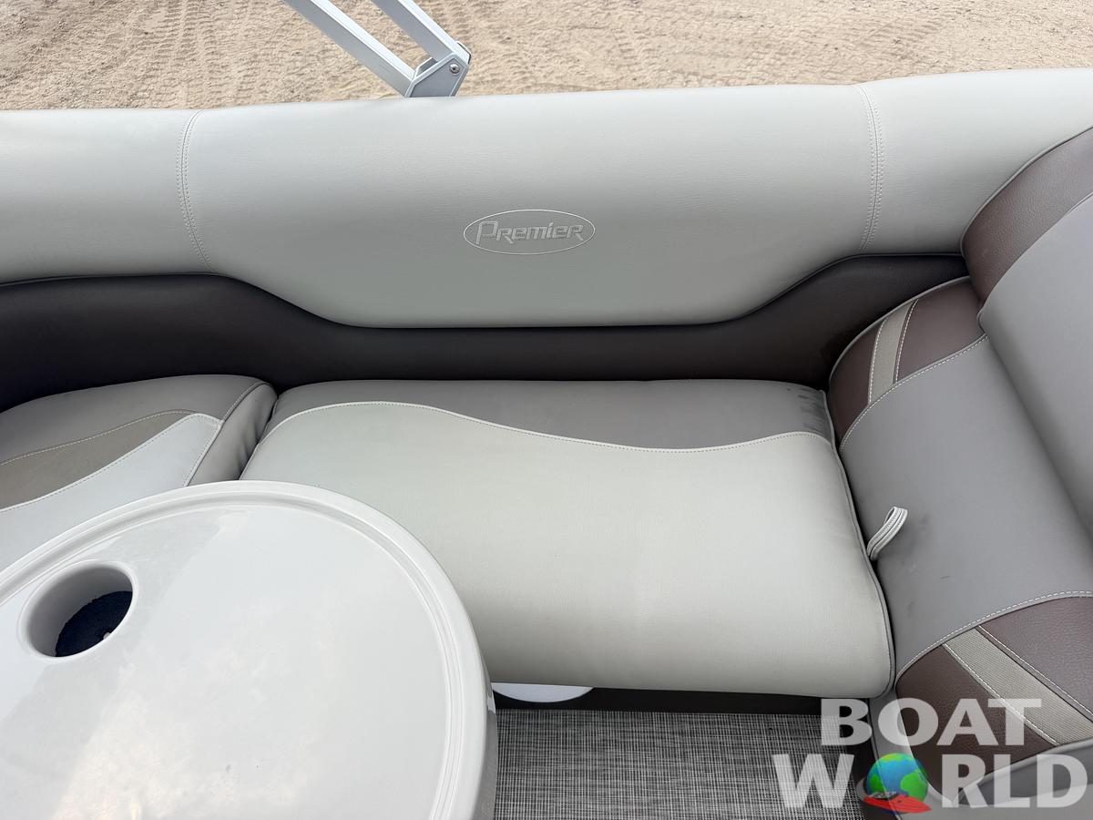Used 2016 Premier 220 SunSpree & 50HP Honda 4Stroke -$24,995