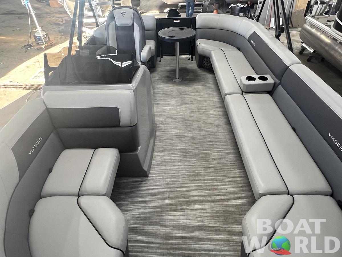 Used 2024 Viaggio Lago V16U & 60HP Suzuki 4Stroke -$24,995