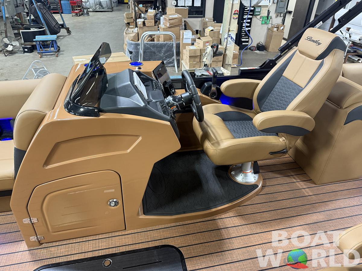2026 Bentley Pontoons Elite 223 Admiral Quad Lounge Tritoon