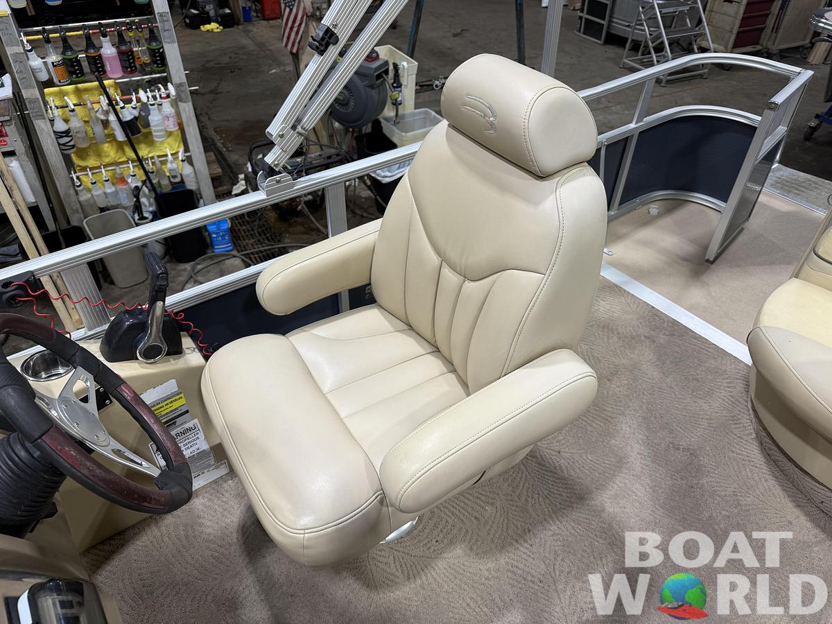 Used 2009 Bennington 2577 Cruise Pontoon