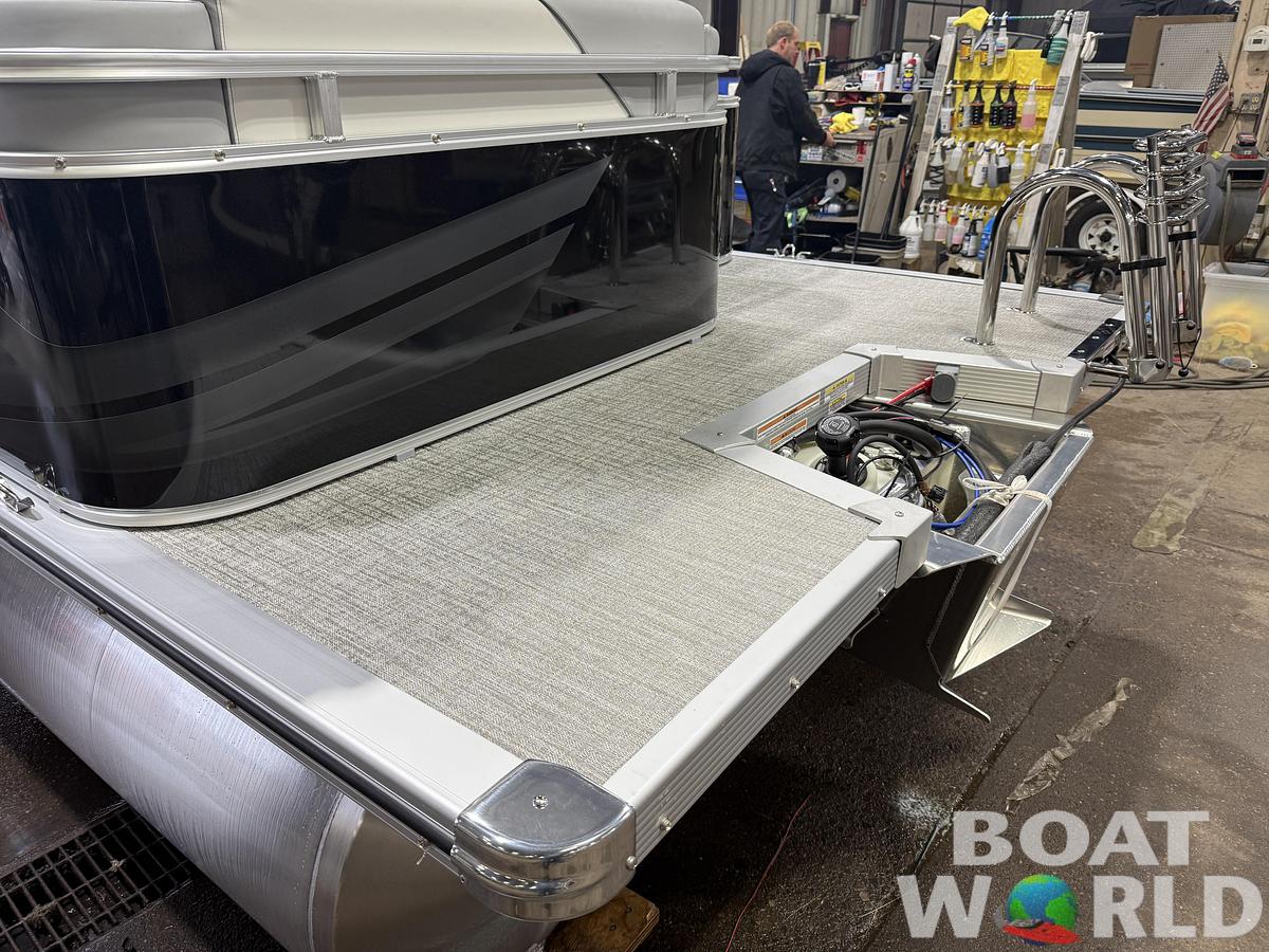 2026 Tahoe Pontoons Sport 1980 Cruise & Honda 4-Stroke EFI