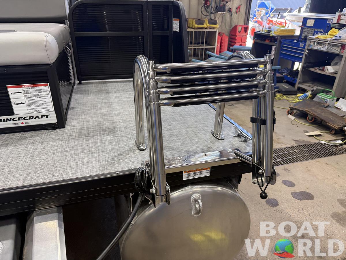 2026 Princecraft Vectra 21 RL Swingback Dinette $30995