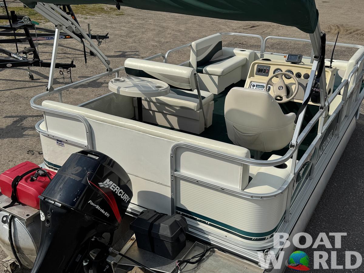 Used 1999 Lowe Suncruiser Malibu 180