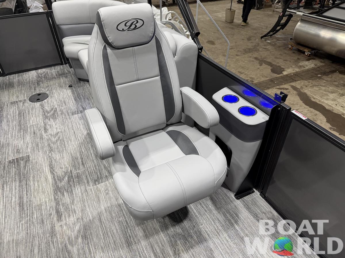 2027 Bentley Legacy 220 Navigator Quad Lounge Pontoon $41995
