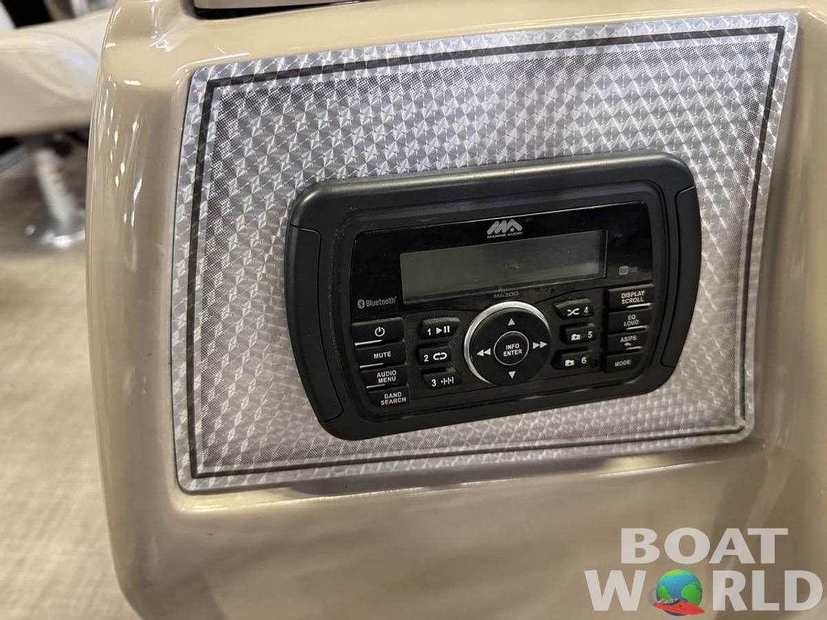 Used 2018 Premier SunSpree 220 DL Pontoon