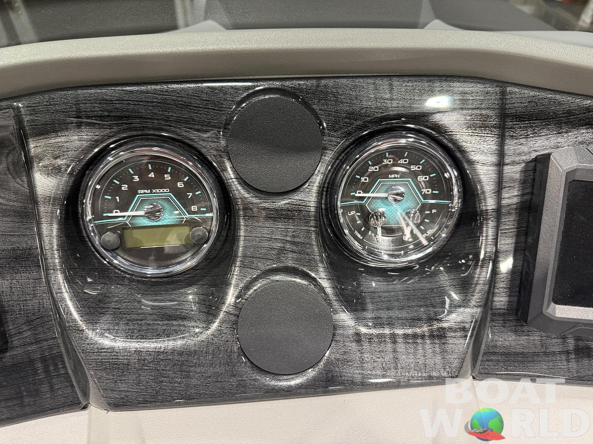 2026 Tahoe Pontoons LTZ 1985 Cruise Pontoon