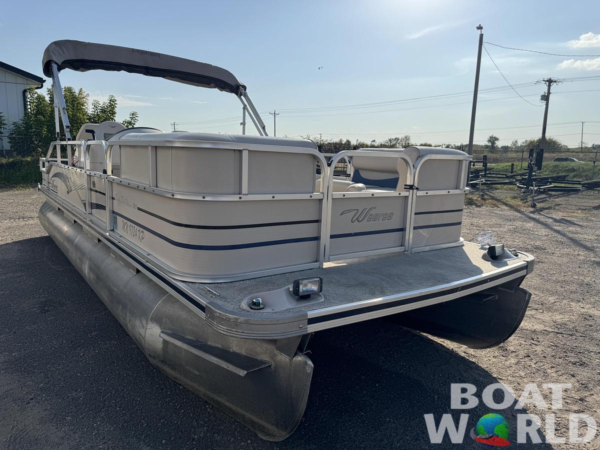 Used 2009 Weeres Family Fish Deluxe 220 Pontoon
