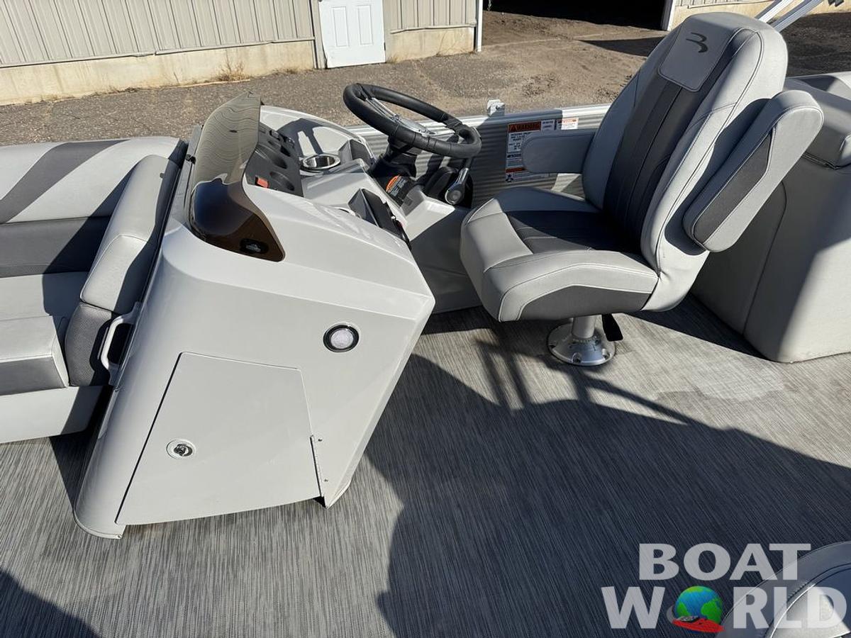 Used 2021 Bennington 22 SSRX Pontoon & 115HP Yamaha