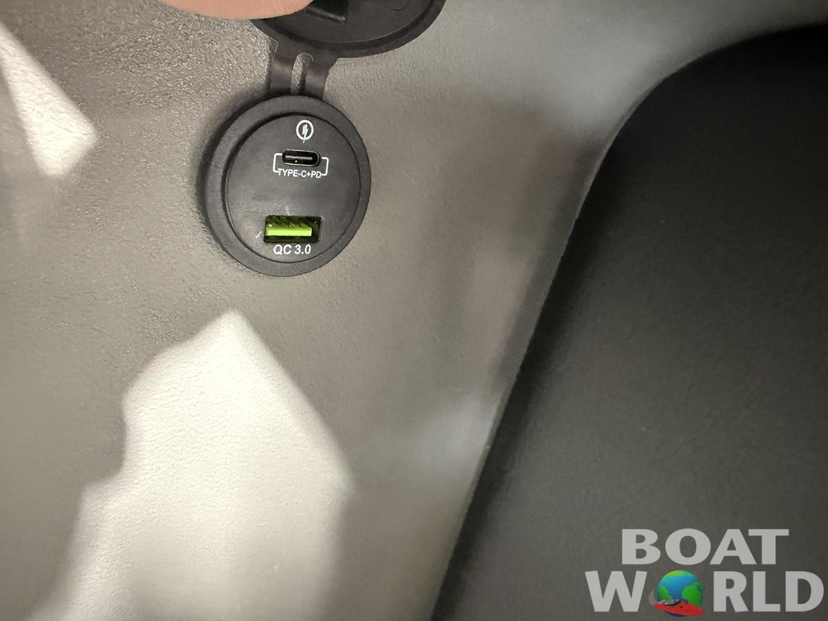 2026 Tahoe LTZ 2385 Quad Lounge & 4-Stroke $38995