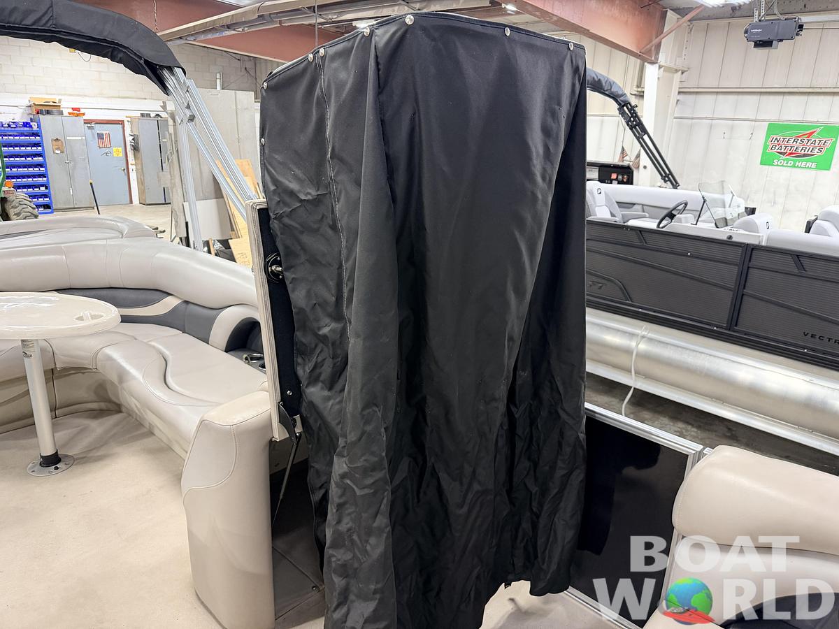 Used 2015 Sylvan Mirage 820 & 90HP Mercury 4Stroke - $21,995