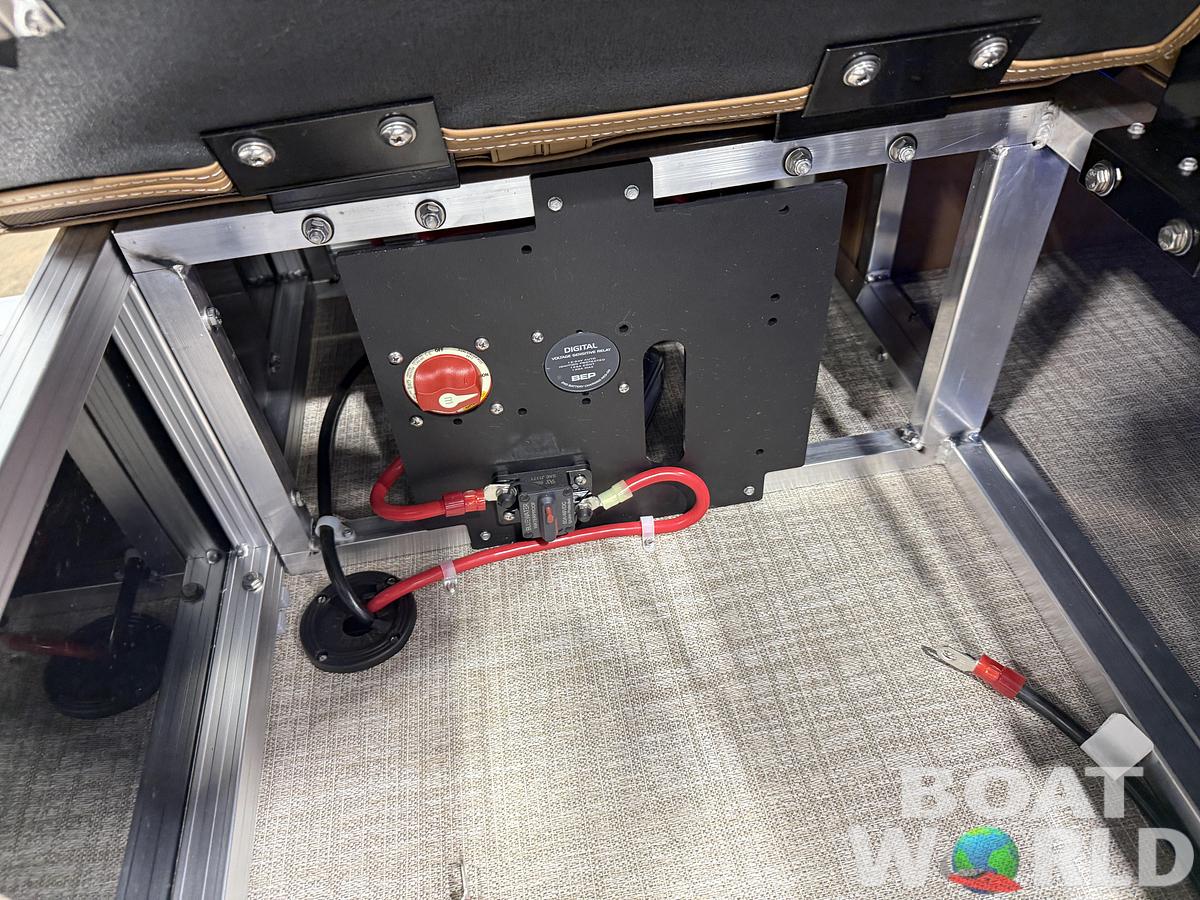 2026 Tahoe LTZ VRB Swingback Tritoon & Honda $51995