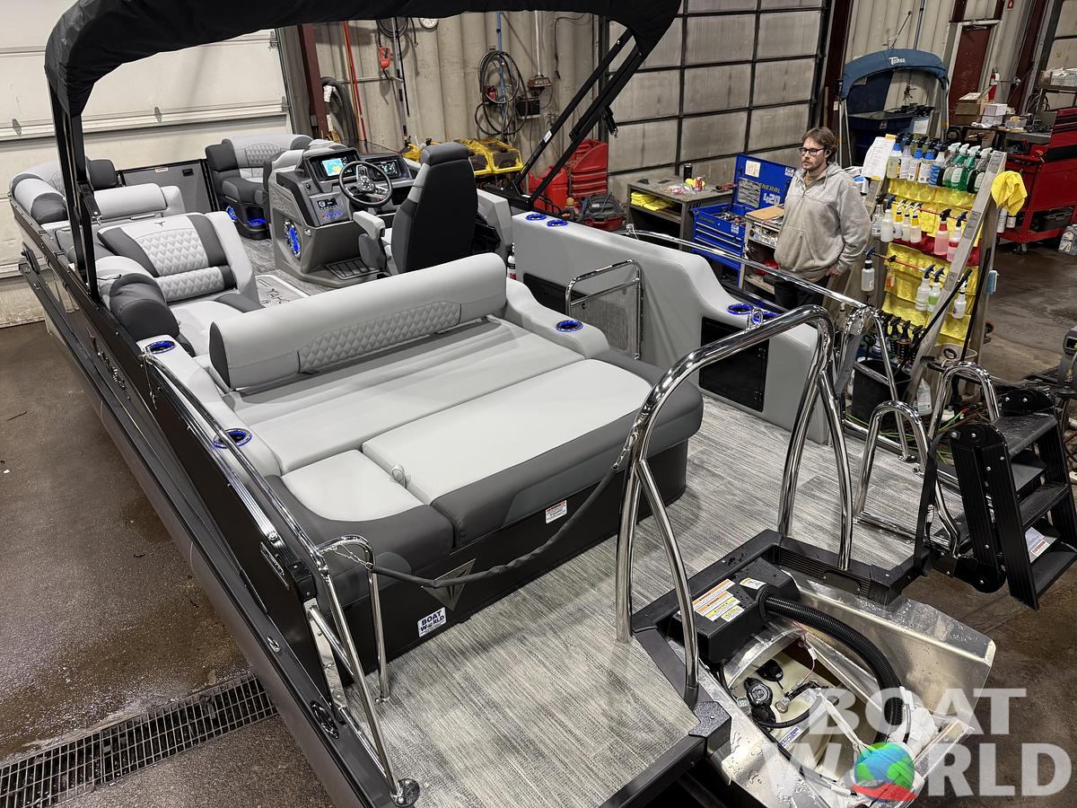 2026 Tahoe Pontoons Cascade 2385 Swingback (VRB) Tritoon