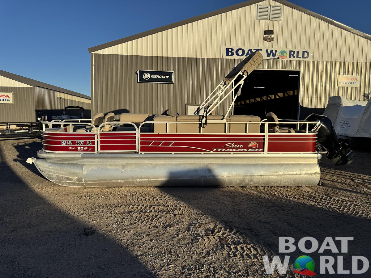 Used 2020 Sun Tracker Fishin Barge 20 DLX Pontoon