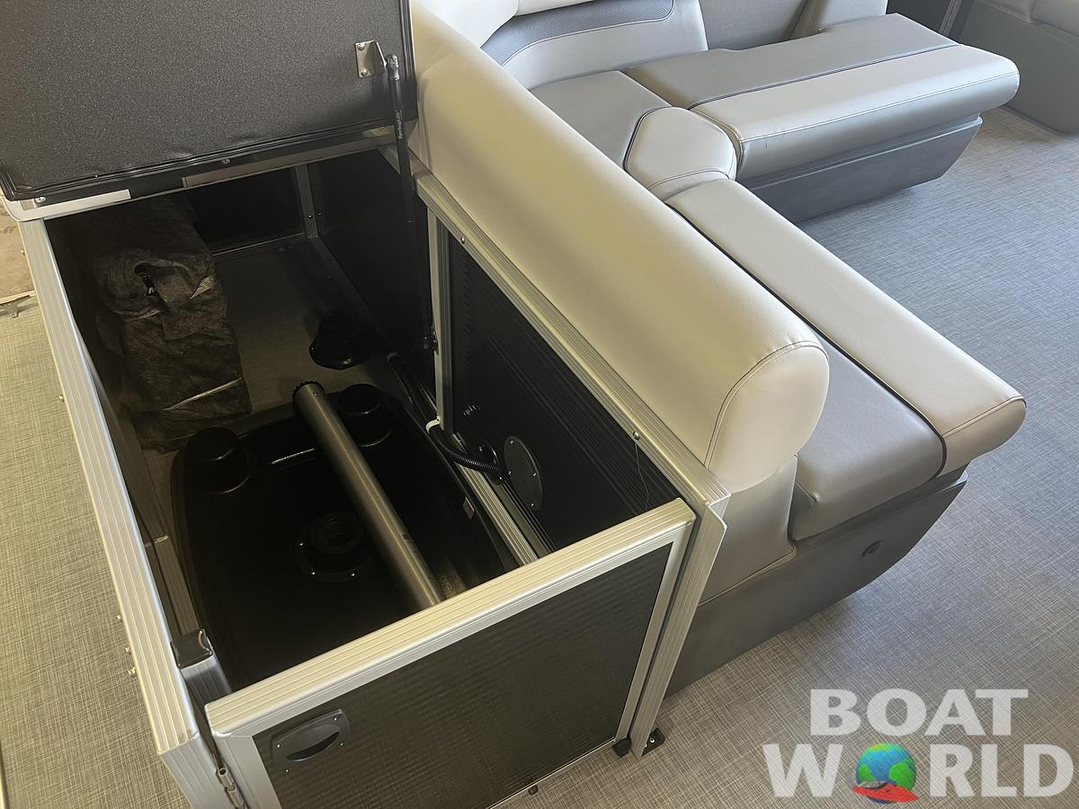 2026 Princecraft Vectra 19 Cruise Lounge Pontoon & Mercury 4-Stroke EFI