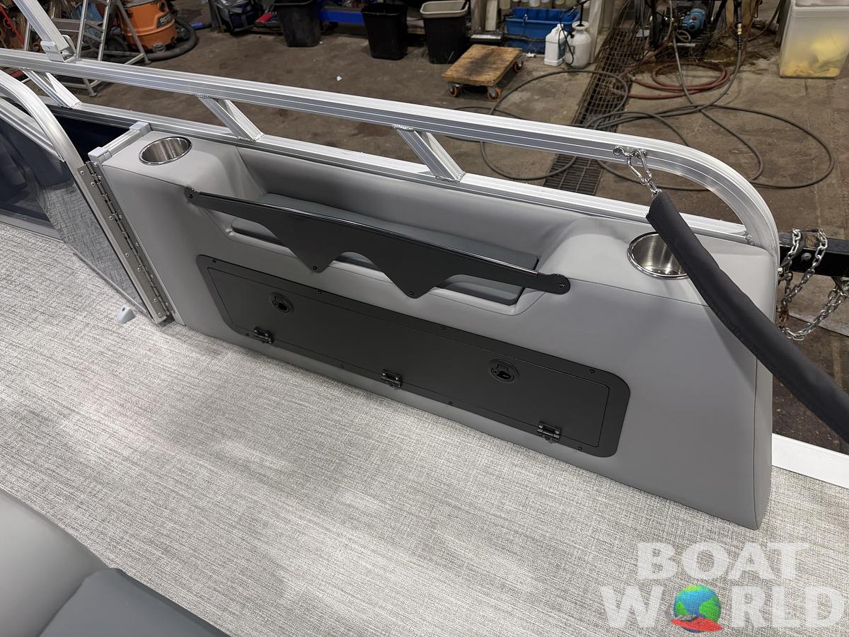 2026 Tahoe Pontoons LTZ 2385 Swingback (VRB) 