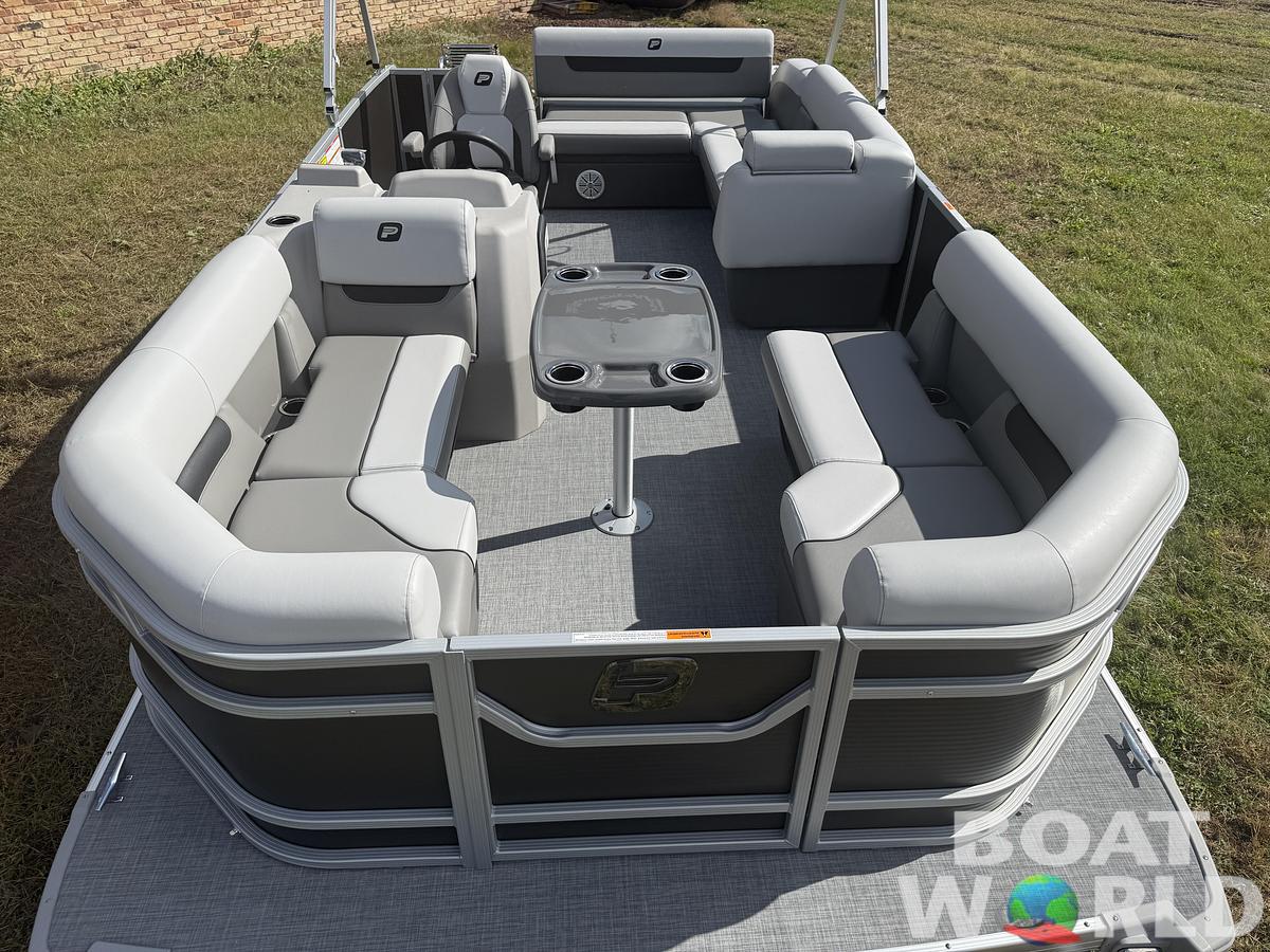 2026 Princecraft Vectra 21 RL Swingback Lounge Pontoon & Mercury 4-Stroke EFI