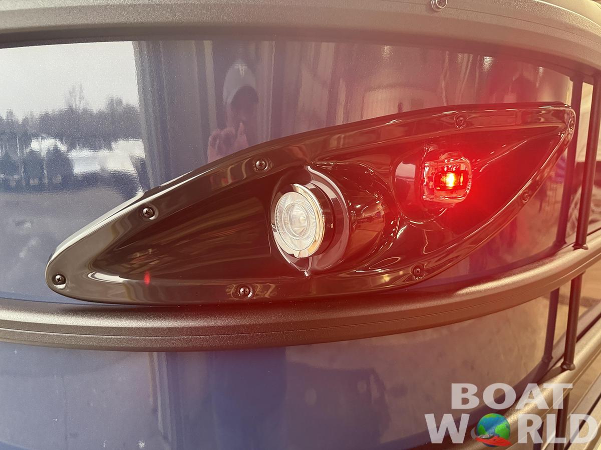 2026 Bentley Pontoons Legacy 223 Swingback Tritoon 