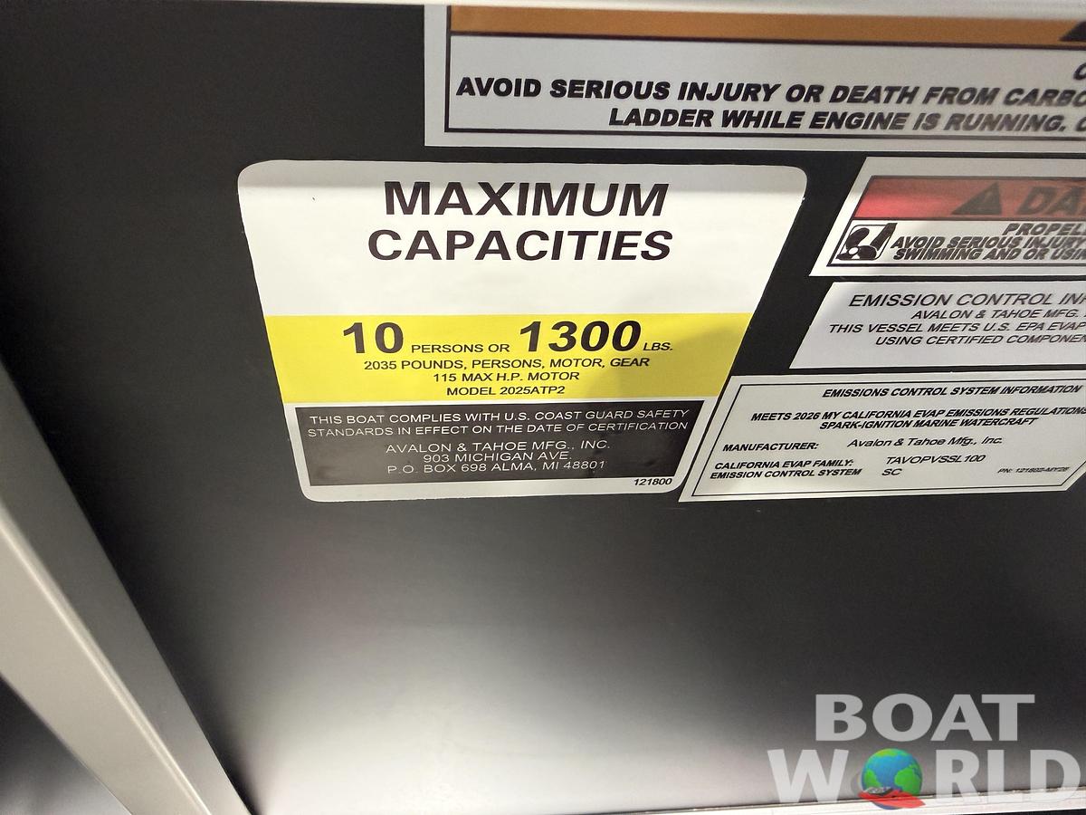 2026 Tahoe Pontoons Sport 2180 Quad Lounge