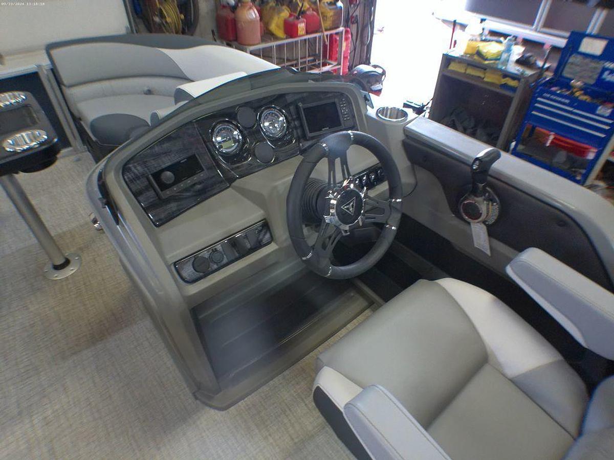 2025 Tahoe Pontoons LTZ 2385 Quad Lounge Shift SS & Honda 4-Stroke EFI