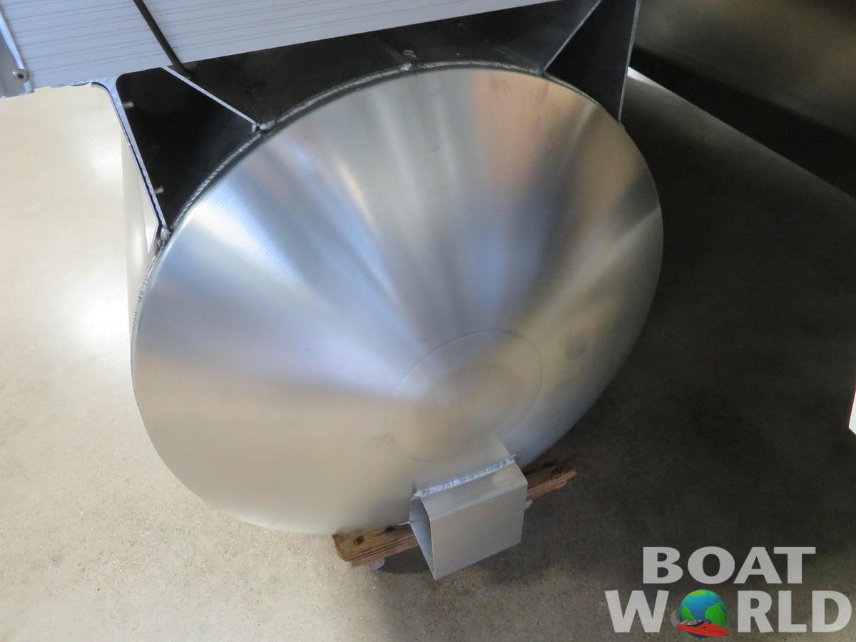 2024 Montego Bay 8524 Swingback Deluxe Pontoon & Honda 4-Stroke EFI