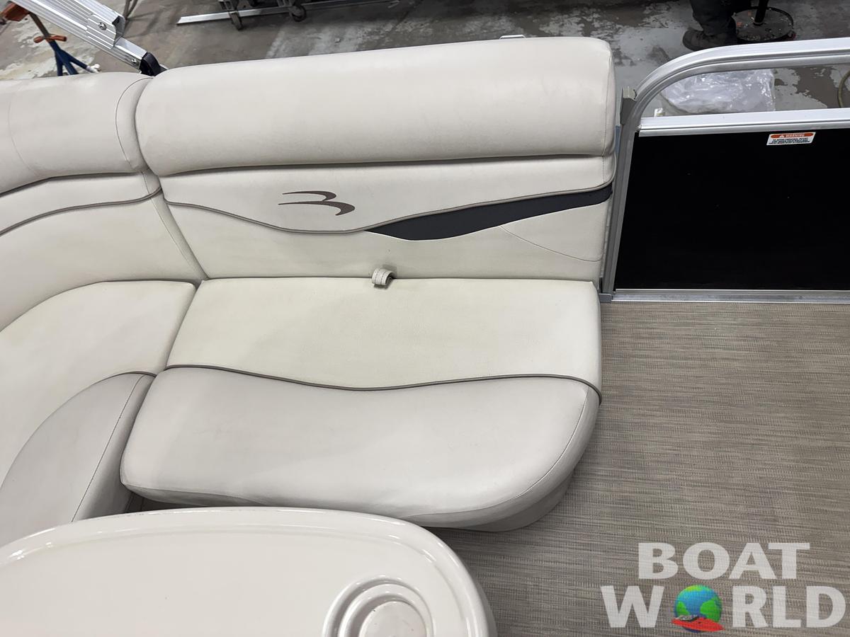 Used 2017 Bennington  22 SS Pontoon with 90HP Yamaha Fourstroke EFI