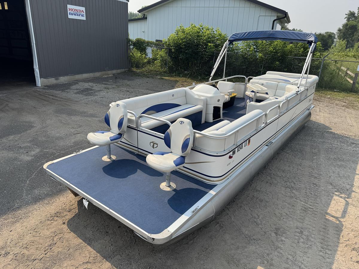 Used 2008 Tahoe Pontoons 24 Bow Fish Pontoon