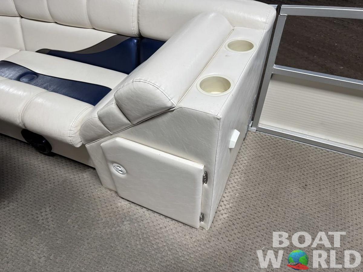 Used 2005 Misty Harbor Boats 2285 GM Pontoon