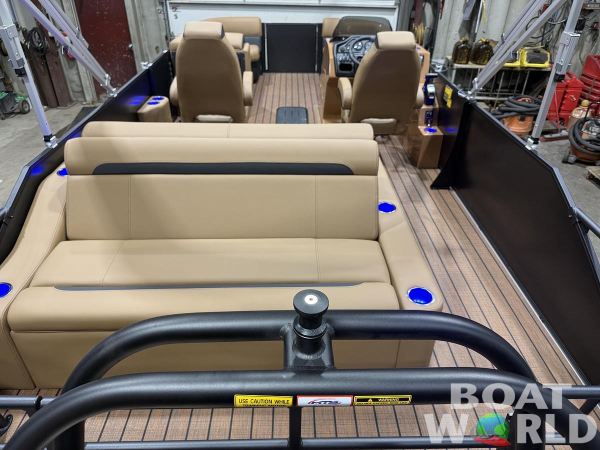2027 Bentley Legacy 223 Swingback Tritoon $53995
