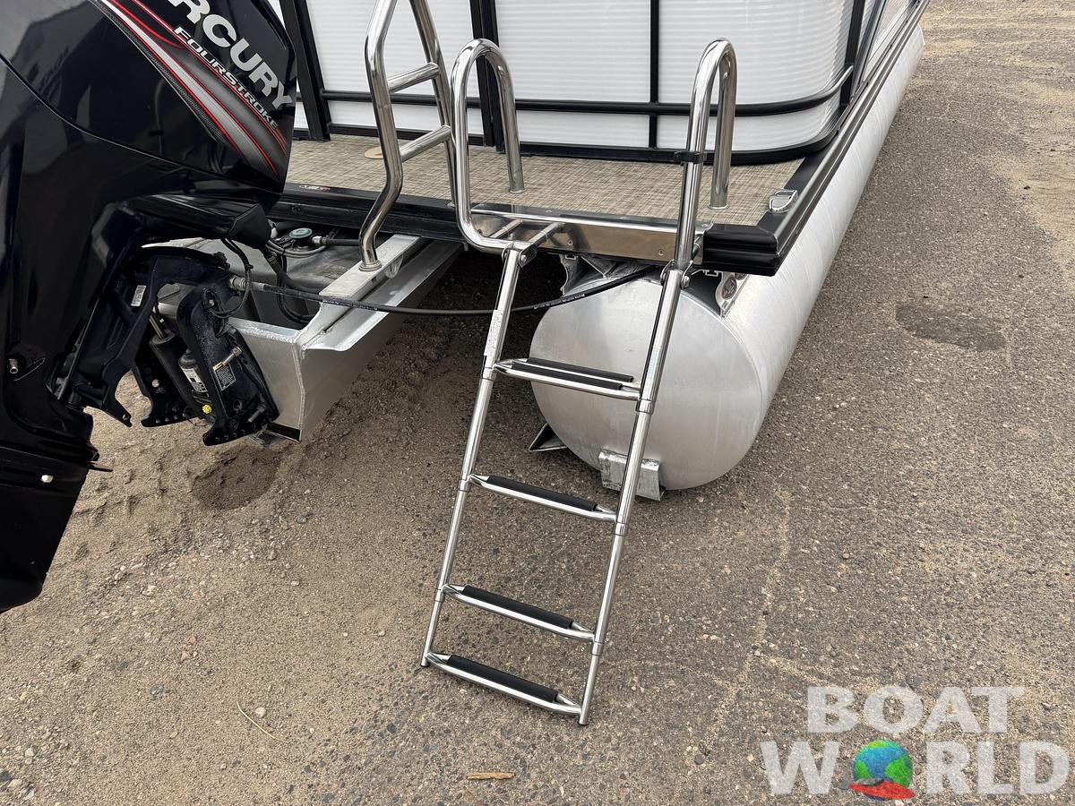 Used 2018 Harris Cruiser 220 Tritoon Pontoon