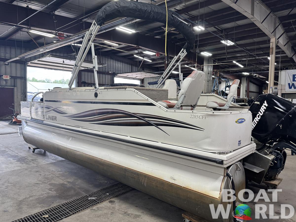 Used 2006 Crestliner 2285 CFI Pontoon