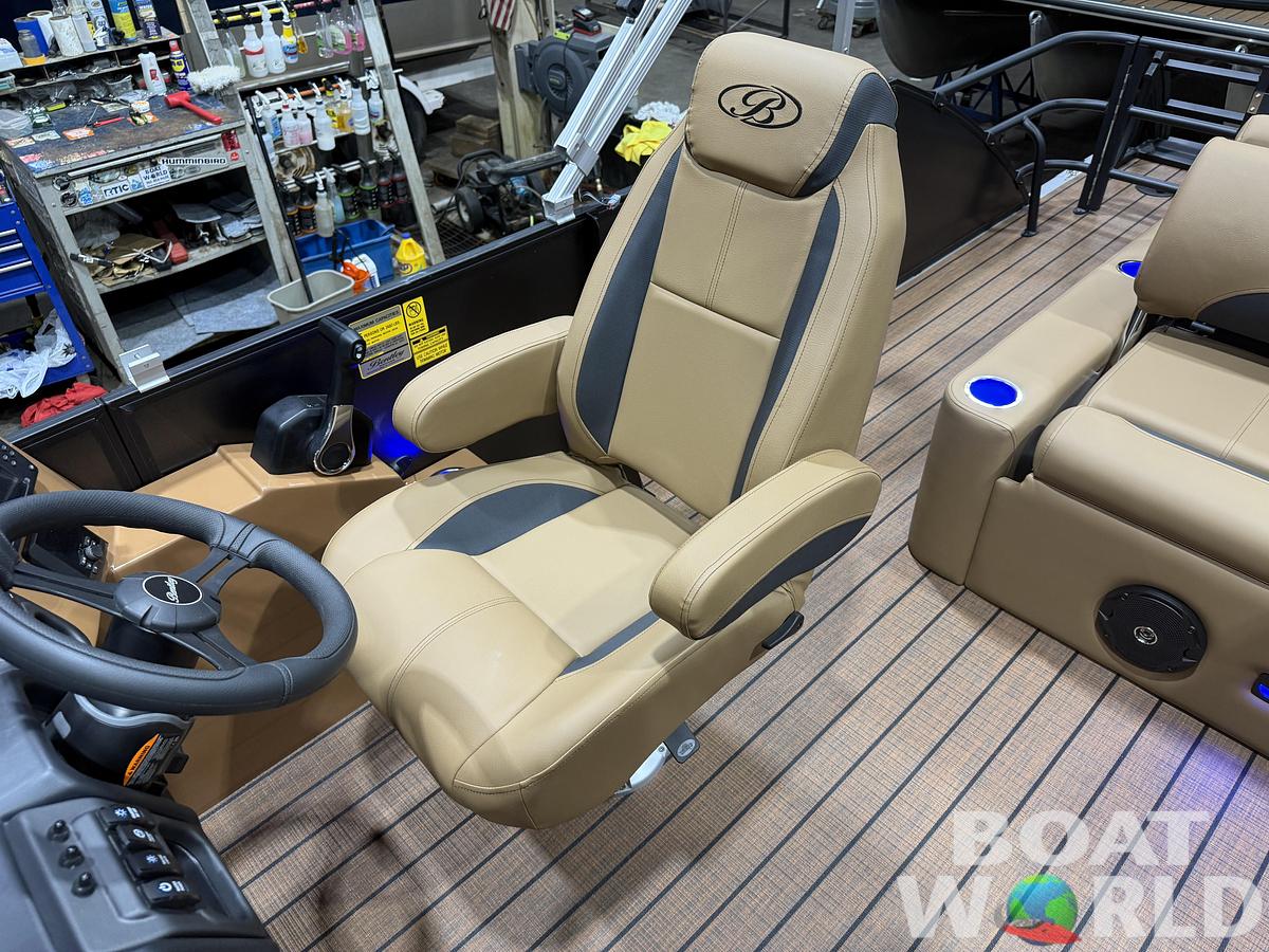 2027 Bentley Legacy 223 Swingback Tritoon $53995