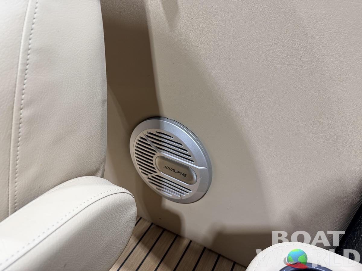 Used 2015 Harris 220 Solstice Pontoon