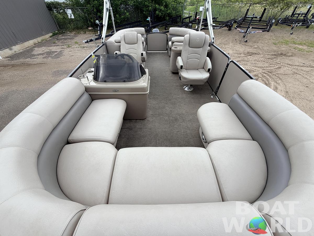 Used 2012 Premier 225 Solaris & 50HP Yamaha 4Stroke -$19,995