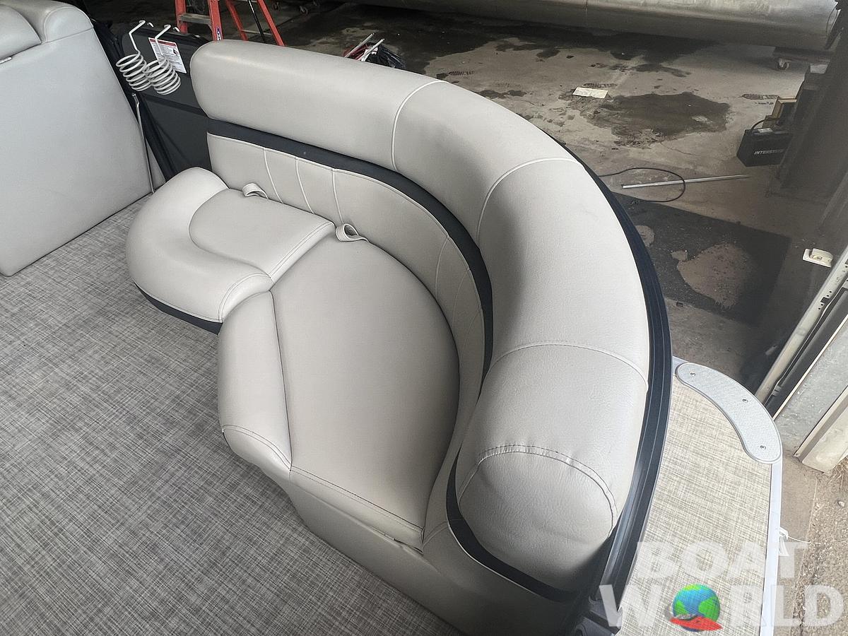 Used 2018 Berkshire CTS 20 Cruise & 60HP Yamaha 4Stroke -$24,995