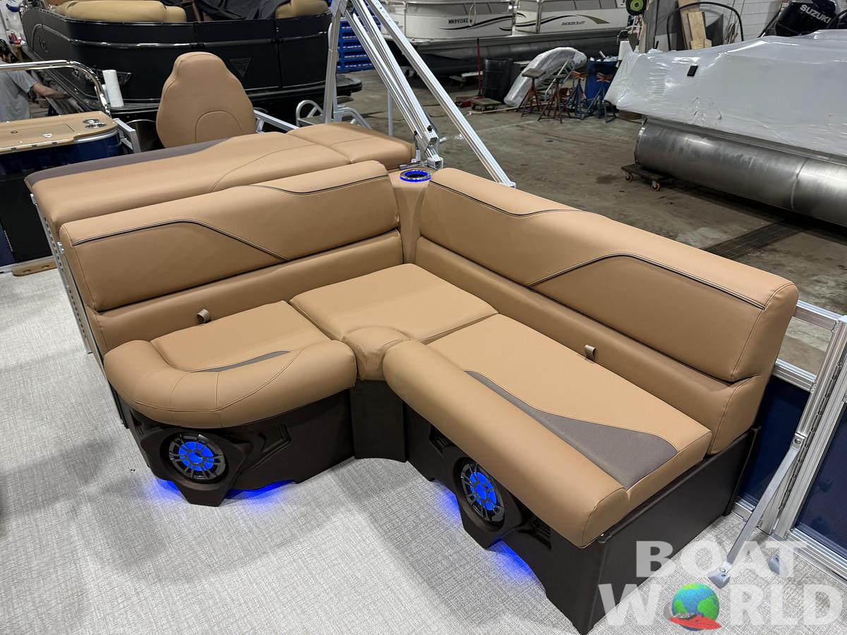 2026 Tahoe Sport 2385 Rear Fish Tritoon $46995