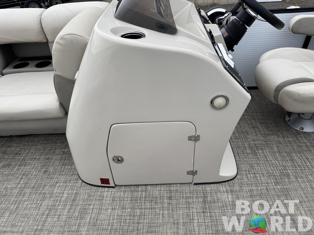 Used 2018 Harris Cruiser 220 Tritoon Pontoon