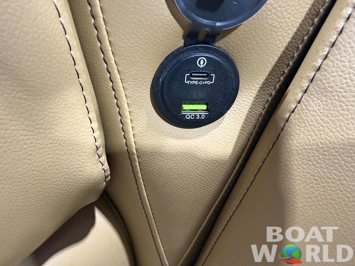 2026 Tahoe Pontoons Sport 2180 Swingback (VRB) 