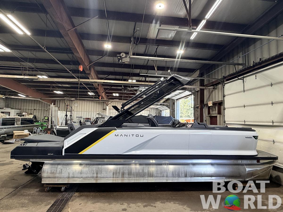 Used 2023 Manitou 220 Explore Tritoon & 150HP Rotax -$39,995