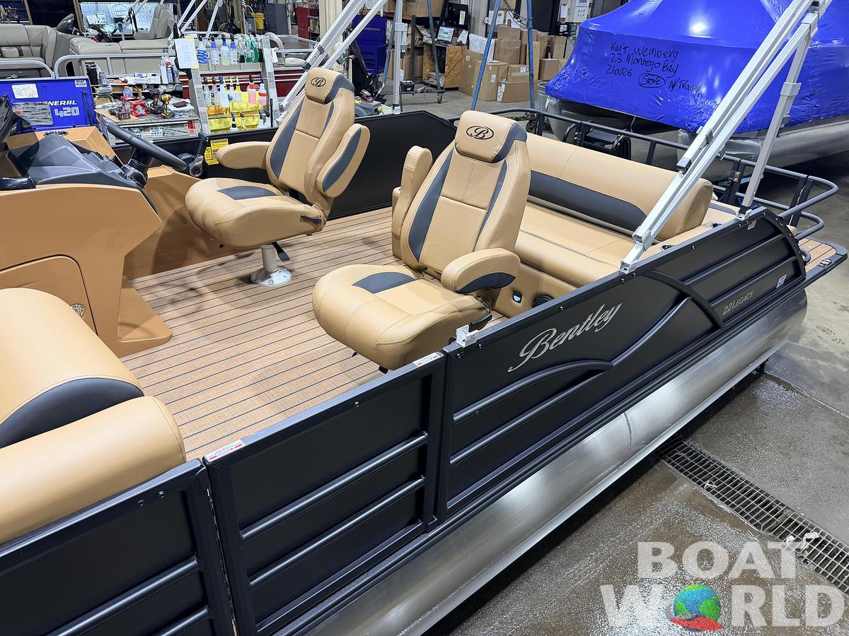 2026 Bentley Legacy 220 Swingback Pontoon $38995