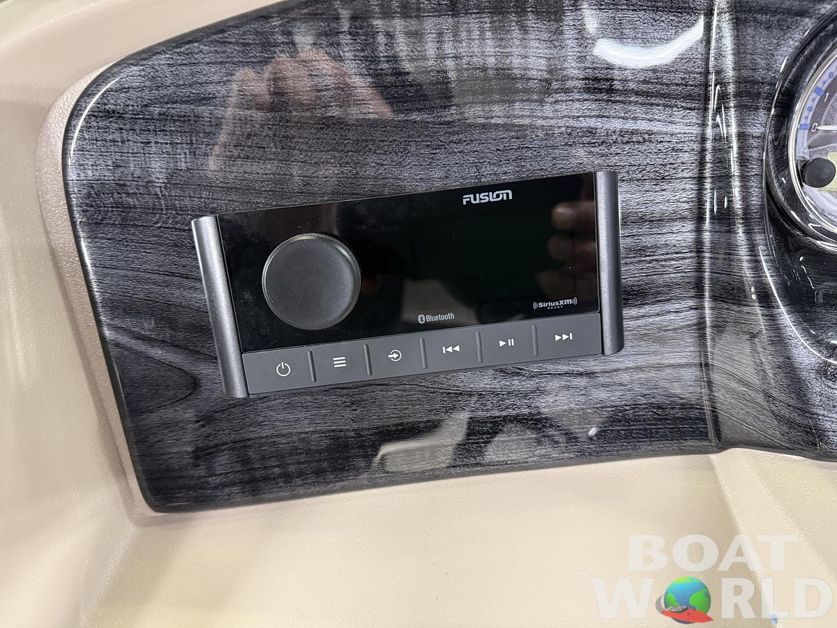 2025 Tahoe Pontoons LTZ 2385 Swingback (VRL) & Honda 4-Stroke EFI