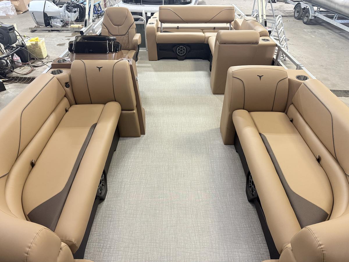 2026 Tahoe Pontoons Sport 2385 Swingback (VRB) & Honda 4-Stroke EFI