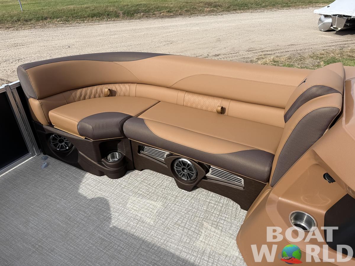 2026 Tahoe LTZ 2185 Cruise Pontoon