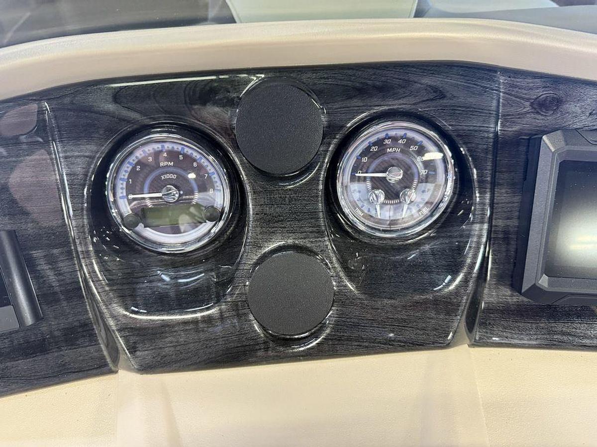 2025 Tahoe Pontoons LTZ 2385 Elite Cruise & Honda 4-Stroke EFI