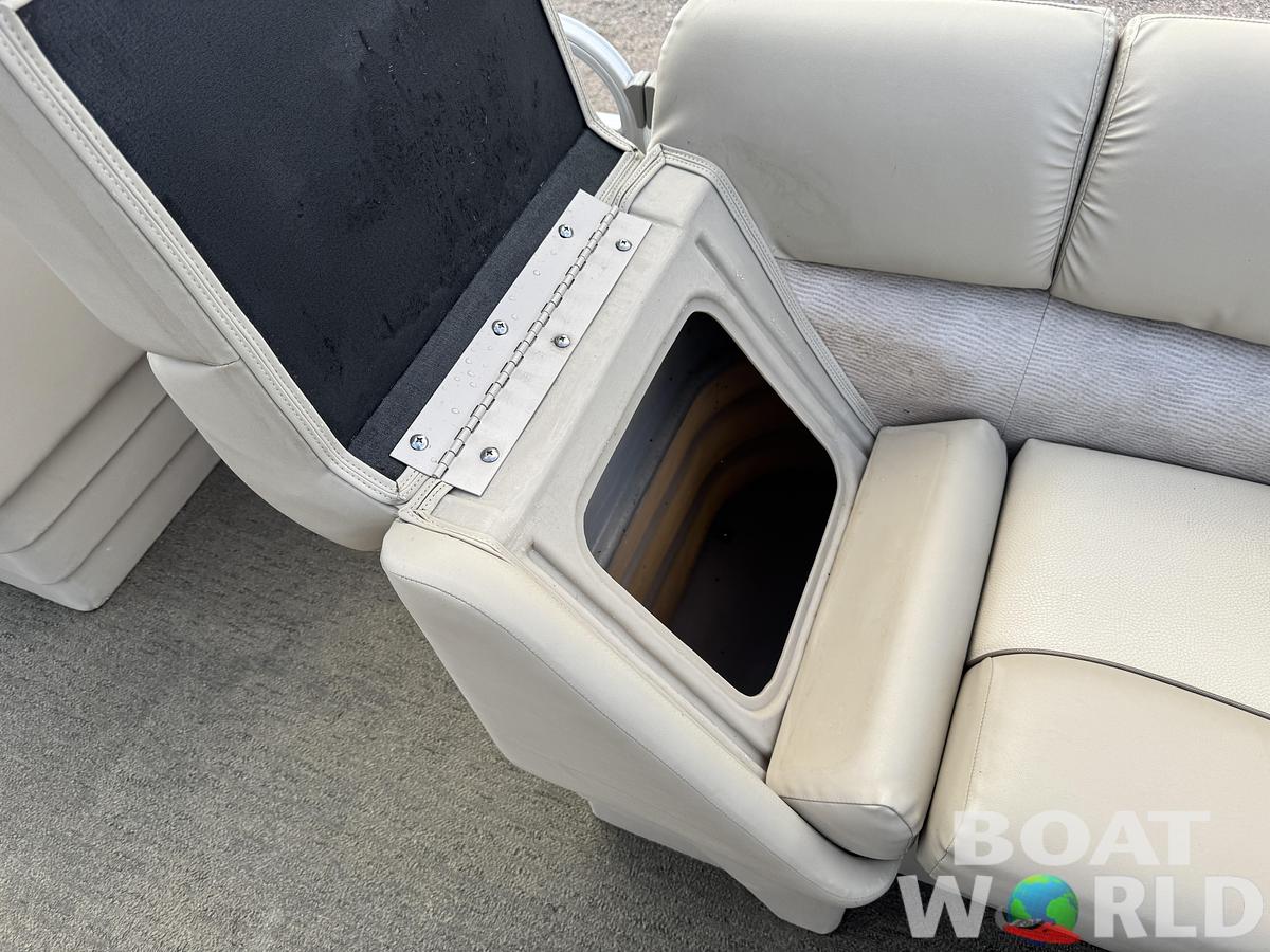 Used 2014 Bennington 22 SLX Pontoon