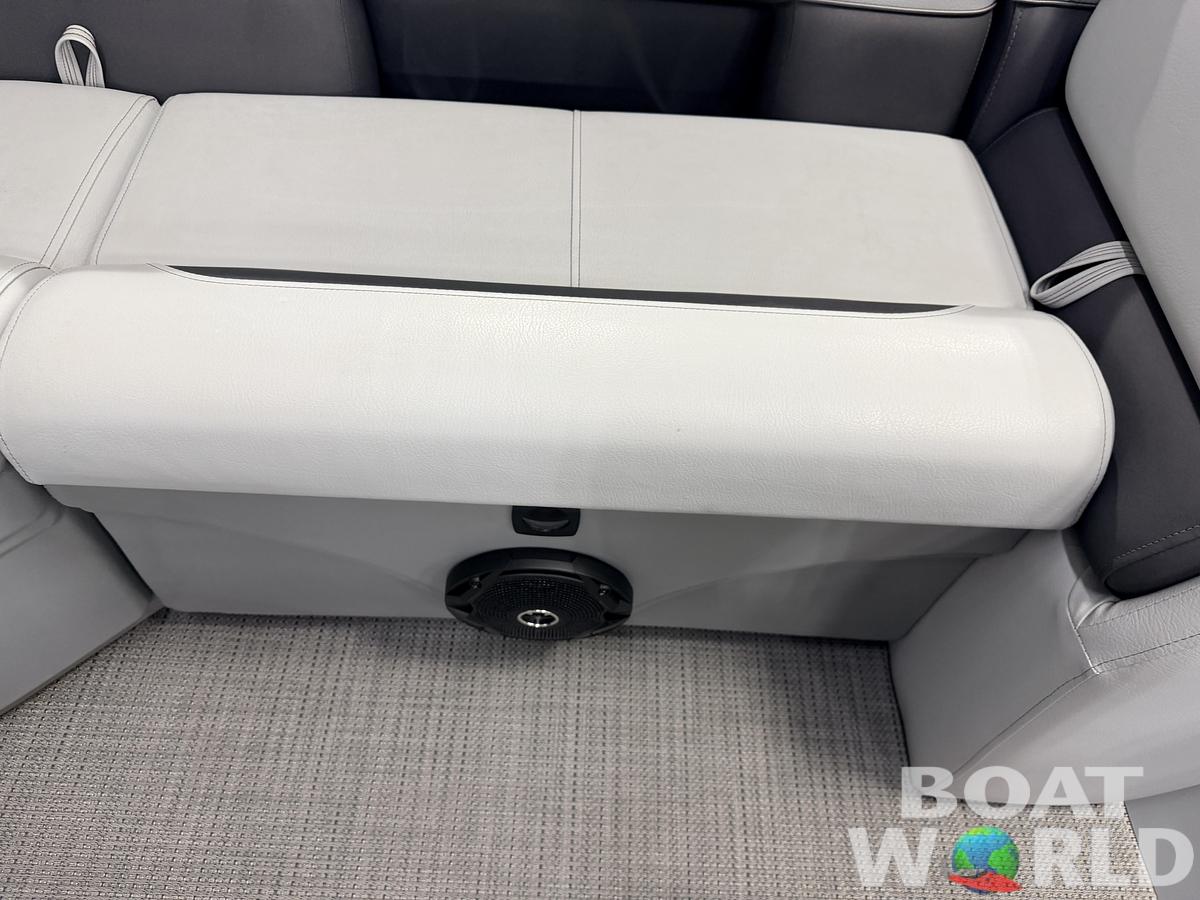 Used 2024 Bentley Legacy 223 150HP Navigator Tritoon - $47995