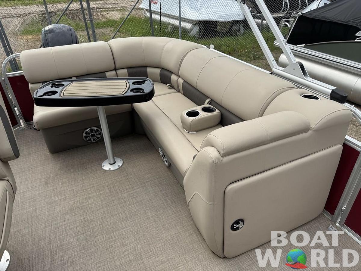 Used 2023 Sun Tracker Party Barge® 20 DLX