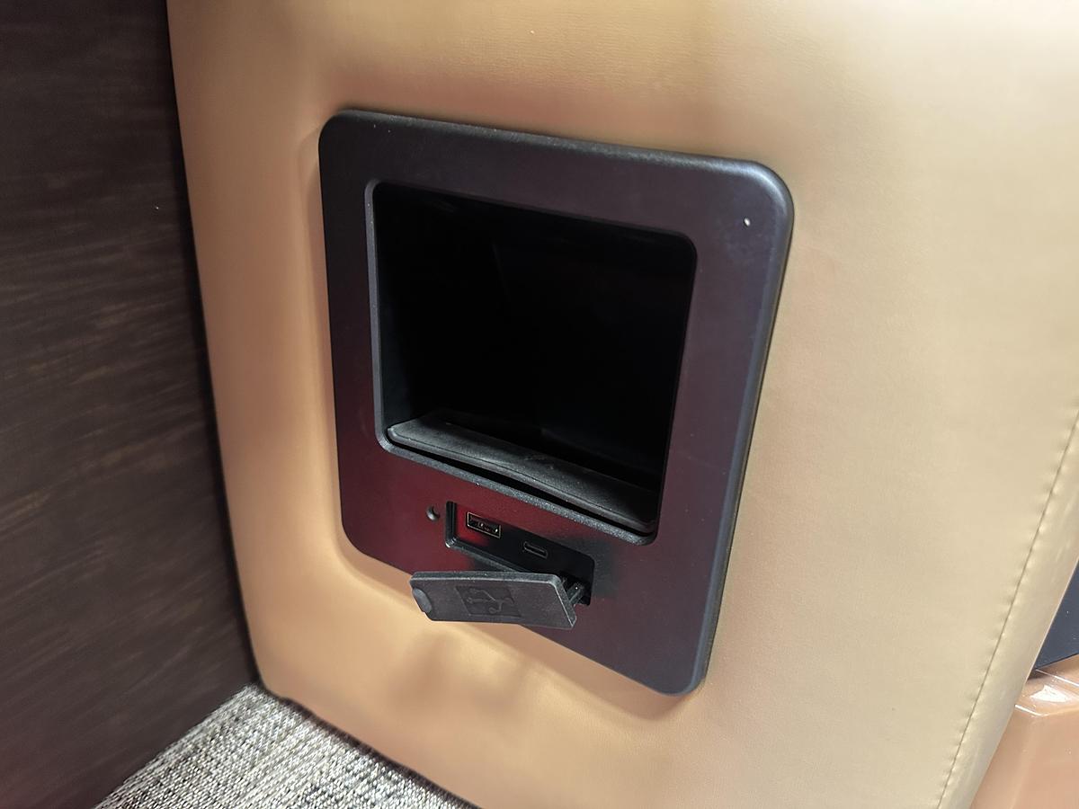 2025 Tahoe Pontoons Grand Tahoe 2585 Quad Lounge Windshield Tritoon & Mercury 400HP V10