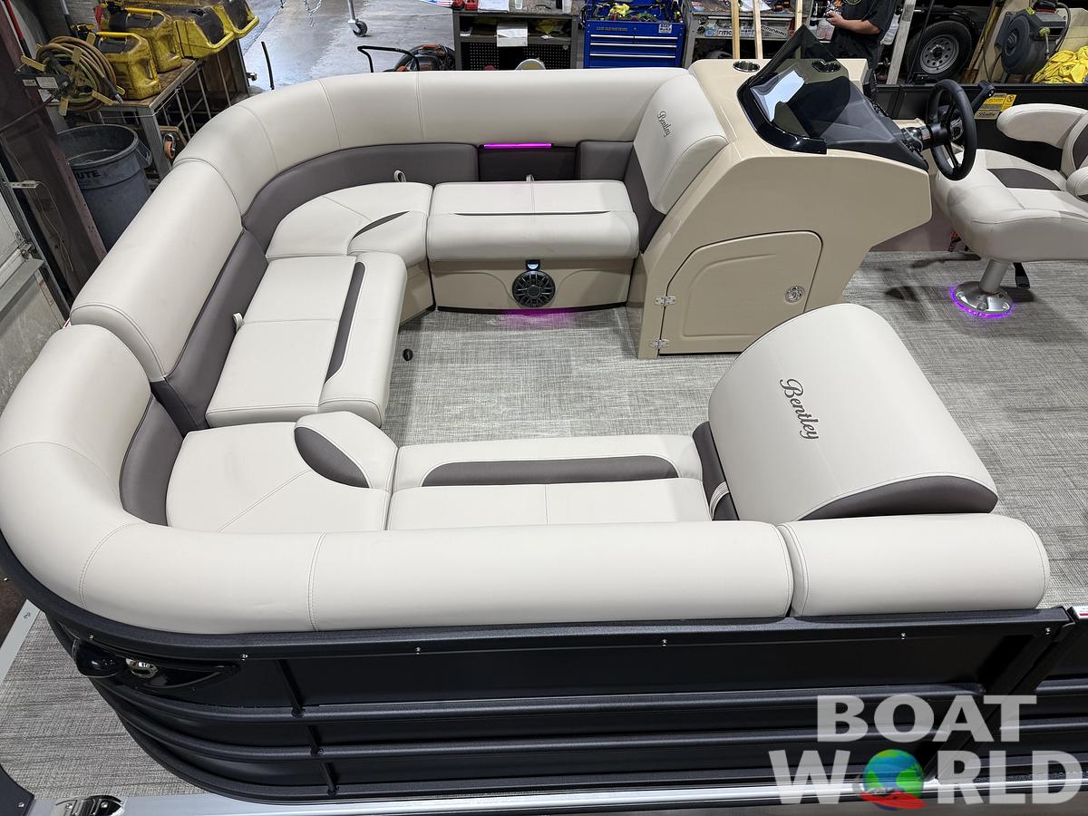 2027 Bentley Legacy 220 Navigator Quad Lounge Pontoon $42995